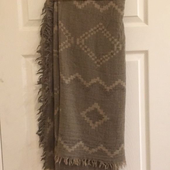 Wilfred Wool Mosiac Scarf - Picture 1 of 9